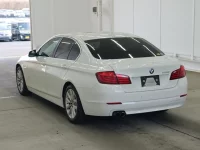 BMW 5-Series лот № 5081 оценка 3.5  с аукциона в Японии 1