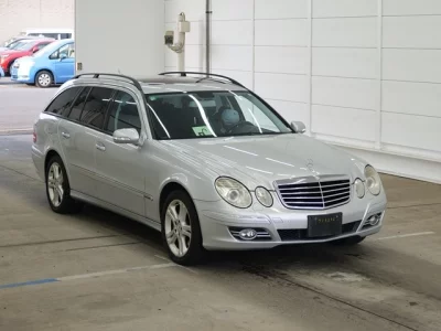 Mercedes-Benz E CLASS WAGON