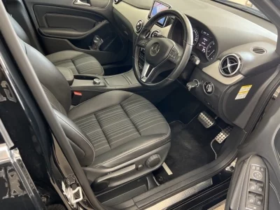 Mercedes-Benz B CLASS