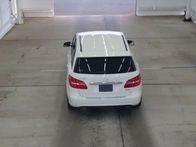 Mercedes-Benz B CLASS