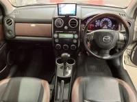 Mazda VERISA лот № 2893 оценка RA  с аукциона в Японии 4