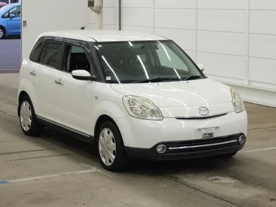 Mazda VERISA  с аукциона в Японии