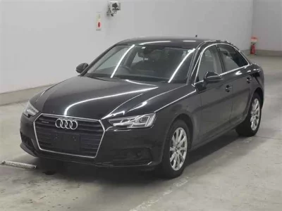 Audi A4  с аукциона в Японии