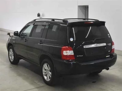 Toyota KLUGER  с аукциона в Японии