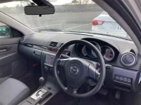 Mazda AXELA лот № 80020 оценка 3.5  с аукциона в Японии 2