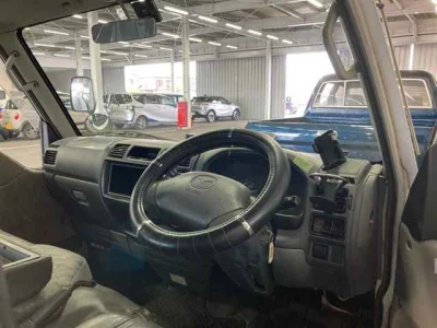 Mazda BONGO BRAWNY VAN