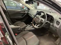 Mazda AXELA лот № 70193 оценка 3.5  с аукциона в Японии 2