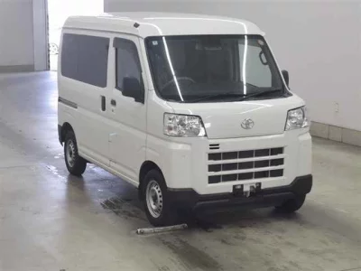 Toyota PIXIS VAN  с аукциона в Японии