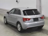 Audi A1 лот № 40053 оценка 4  с аукциона в Японии 1