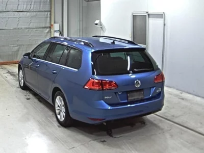 Volkswagen GOLF VARIANT