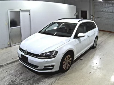 Volkswagen GOLF VARIANT