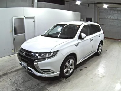 Mitsubishi OUTLANDER PHEV
