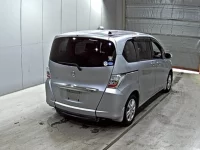Honda FREED лот № 3090 оценка 4  с аукциона в Японии 4