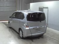 Honda FREED лот № 3090 оценка 4  с аукциона в Японии 1