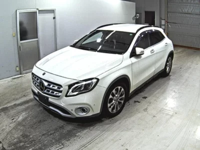 Mercedes-Benz GLA CLASS