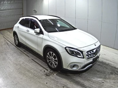 Mercedes-Benz GLA CLASS