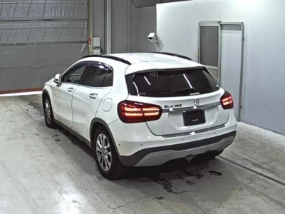 Mercedes-Benz GLA CLASS