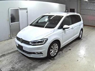 Volkswagen GOLF TOURAN