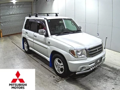 Mitsubishi PAJERO IO  с аукциона в Японии