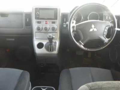 Mitsubishi DELICA D5  с аукциона в Японии