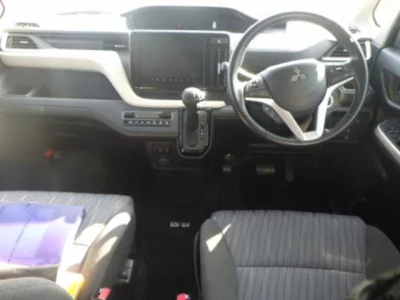 Mitsubishi DELICA D2