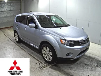 Mitsubishi OUTLANDER  с аукциона в Японии
