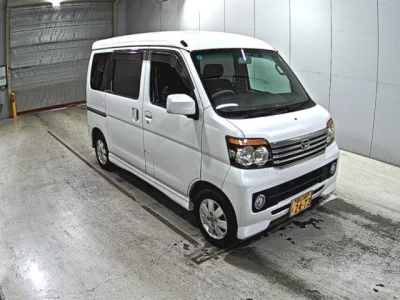 Daihatsu Atrai Wagon  с аукциона в Японии