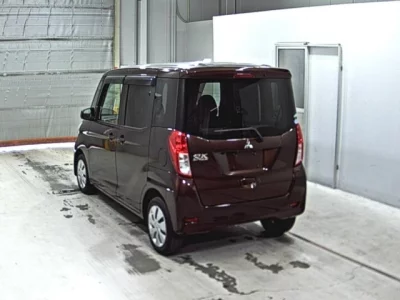 Mitsubishi EK SPACE