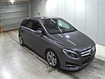 Mercedes-Benz B CLASS