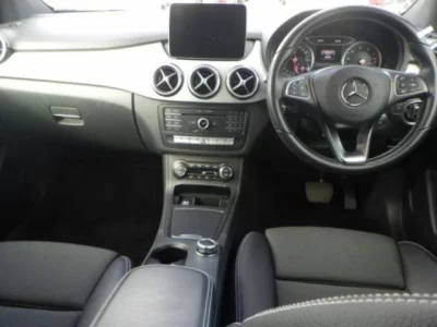 Mercedes-Benz B CLASS