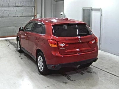 Mitsubishi RVR