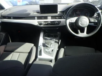 Audi A4  с аукциона в Японии