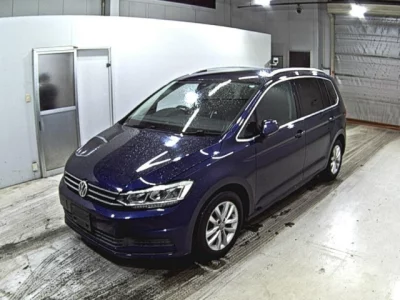 Volkswagen GOLF TOURAN  с аукциона в Японии