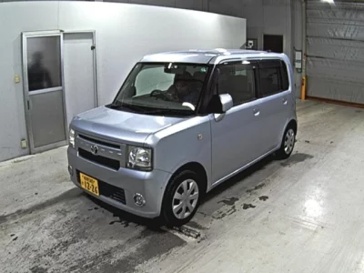 Toyota PIXIS SPACE
