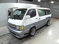 Toyota HIACE VAN лот № 9326 оценка R  с аукциона в Японии 3