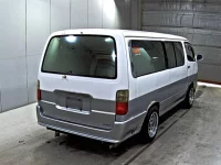 Toyota HIACE VAN лот № 9326 оценка R  с аукциона в Японии 4