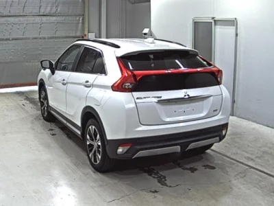Mitsubishi ECLIPSE CROSS  с аукциона в Японии
