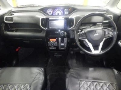 Mitsubishi DELICA D2