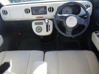 Daihatsu MIRA  с аукциона в Японии