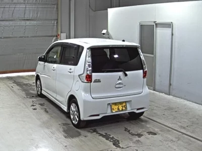 Mitsubishi EK CUSTOM