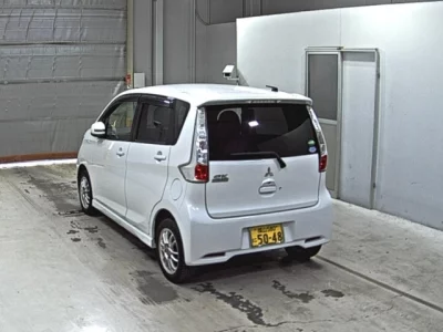 Mitsubishi EK CUSTOM