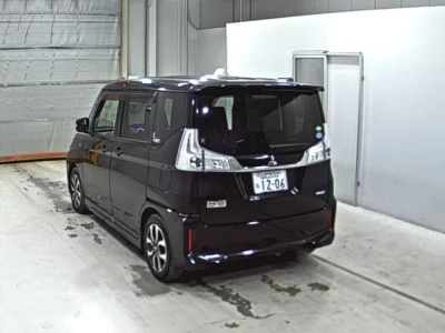 Mitsubishi DELICA D2