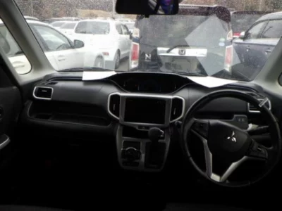 Mitsubishi DELICA D2