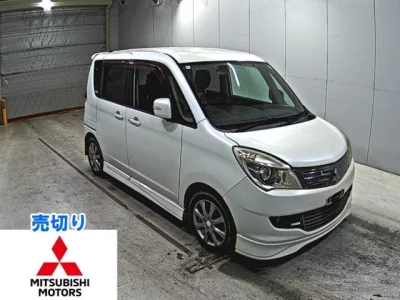 Mitsubishi DELICA D2