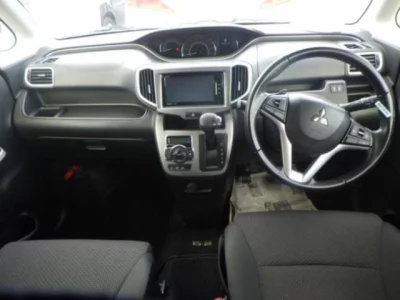 Mitsubishi DELICA D2