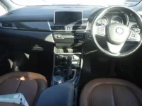 BMW 2-Series лот № 7097 оценка 4  с аукциона в Японии 2