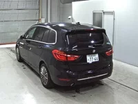 BMW 2-Series лот № 7097 оценка 4  с аукциона в Японии 1