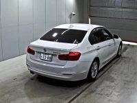 BMW 3-Series лот № 7099 оценка 4  с аукциона в Японии 4