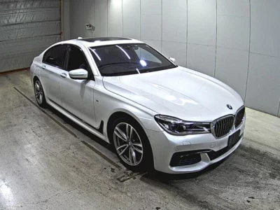 BMW 7-Series  с аукциона в Японии