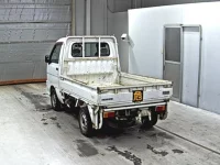 Daihatsu HIJET TRUCK лот № 9332 оценка 3.5  с аукциона в Японии 1
